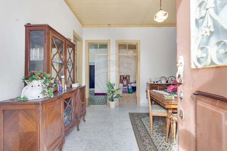 Moradia T6 para Venda em Santo Isidoro Foto 39