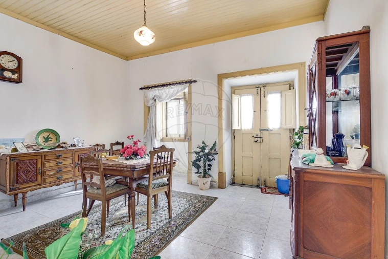 Moradia T6 para Venda em Santo Isidoro Foto 43