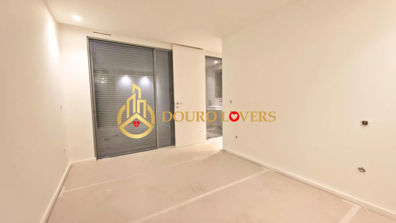 Apartamento T3 para Venda em São Felix da Marinha Foto 20