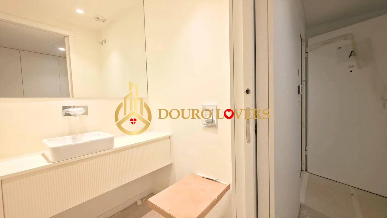 Apartamento T3 para Venda em São Felix da Marinha Foto 8