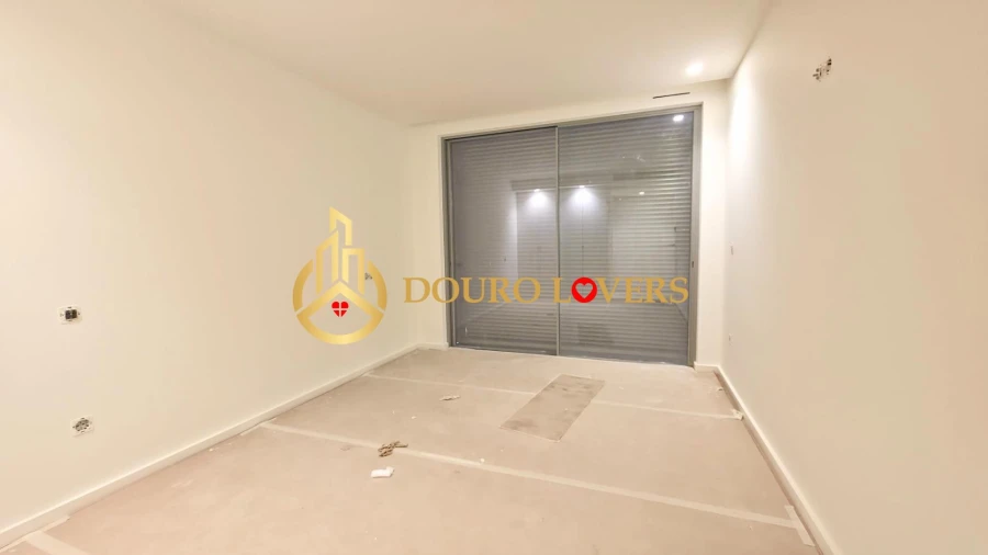 Apartamento T3 para Venda em São Felix da Marinha Foto 5