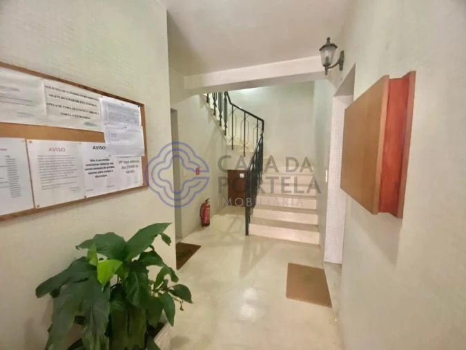 Apartamento T2 para Venda em Vilar de Andorinho Foto 19