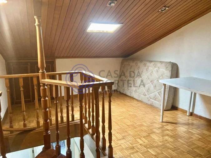 Apartamento T2 para Venda em Vilar de Andorinho Foto 16