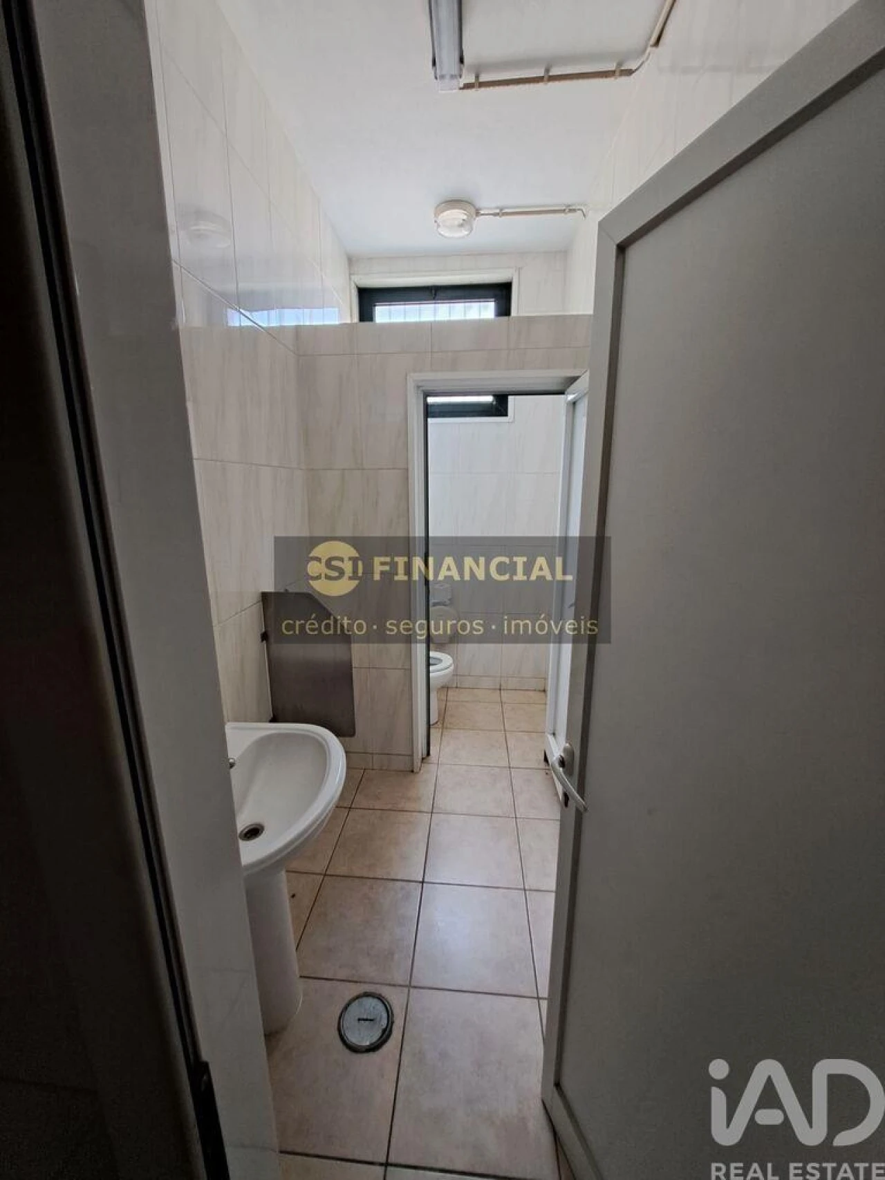 Armazém para Venda em Esmoriz Foto 12