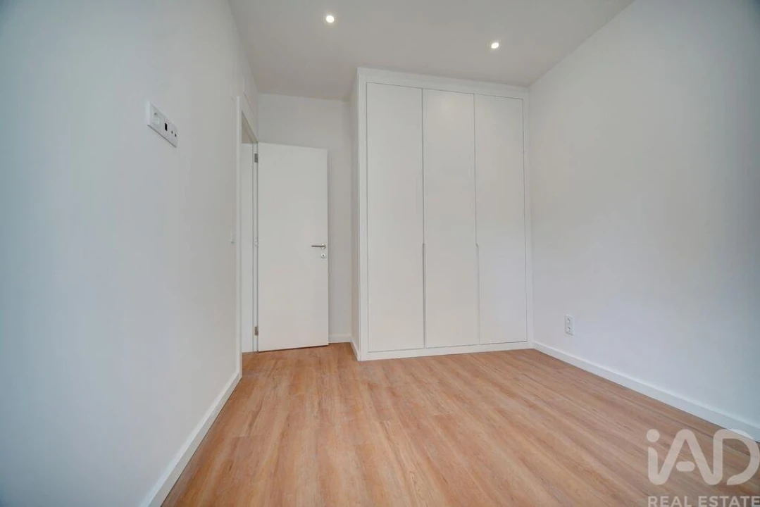 Apartamento T3 para Venda em Venteira Foto 17