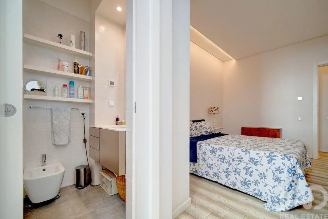 Apartamento T3 para Venda em Venteira Foto 9