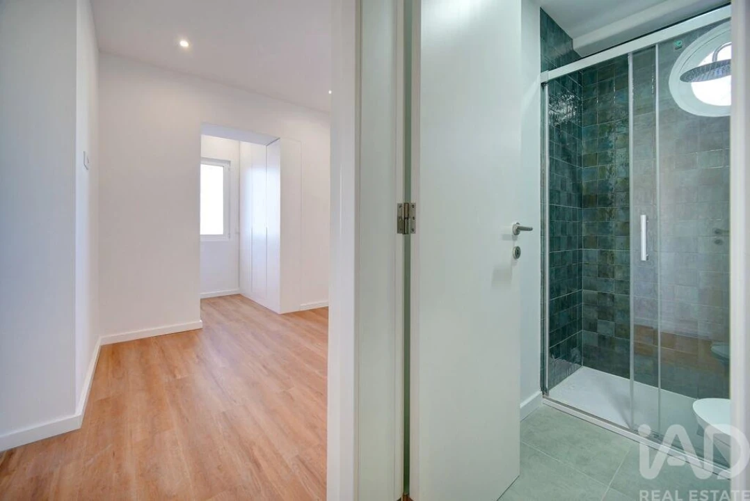 Apartamento T3 para Venda em Venteira Foto 12