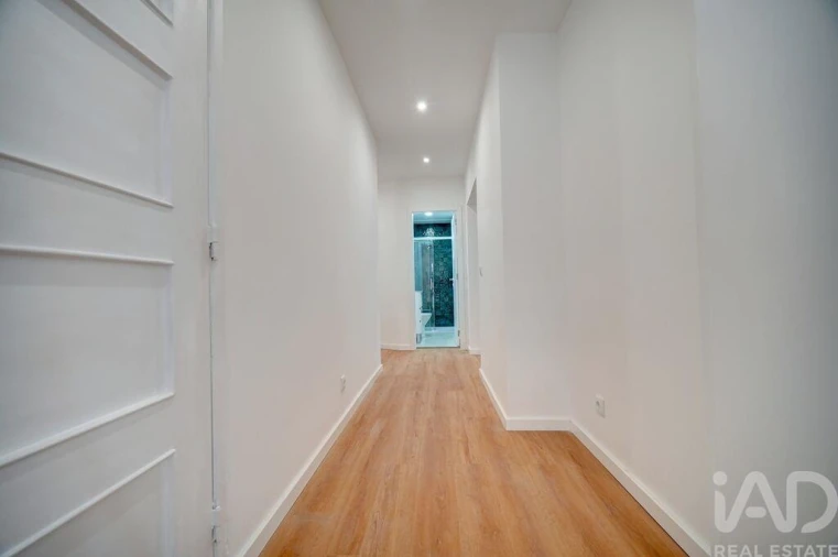 Apartamento T3 para Venda em Venteira Foto 2