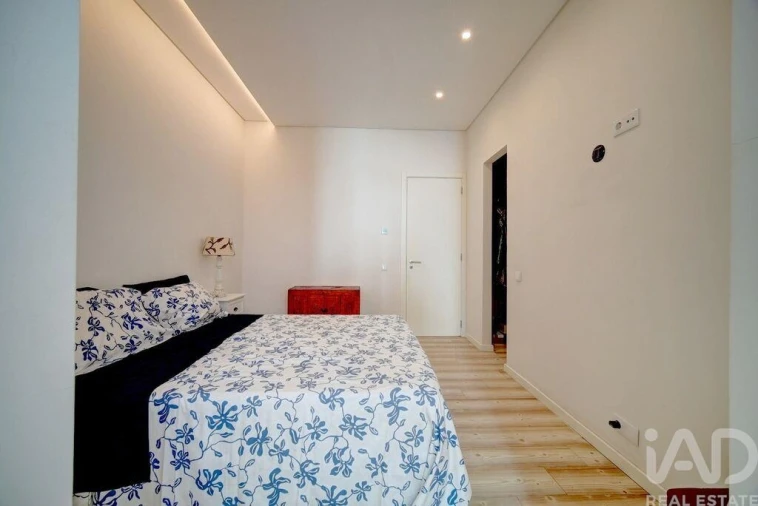 Apartamento T3 para Venda em Venteira Foto 8