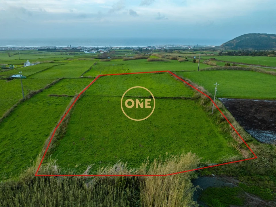 Terreno para Venda em Ribeira Grande (Conceição) Foto 3