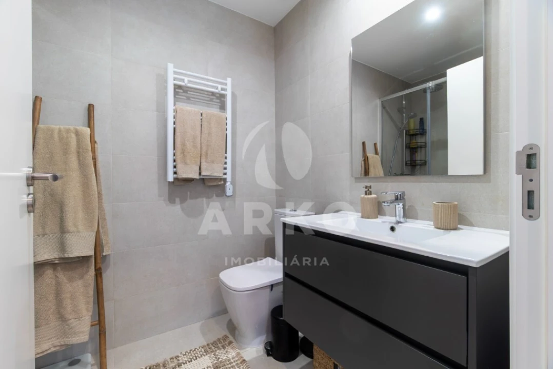 Apartamento T2 para Venda em Ermesinde Foto 11