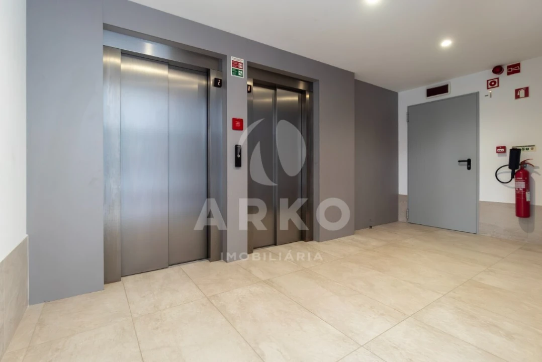 Apartamento T2 para Venda em Ermesinde Foto 24