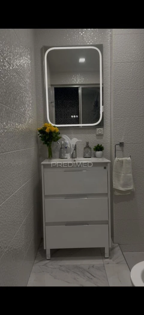 Apartamento T4 para Venda em Albufeira e Olhos de Água