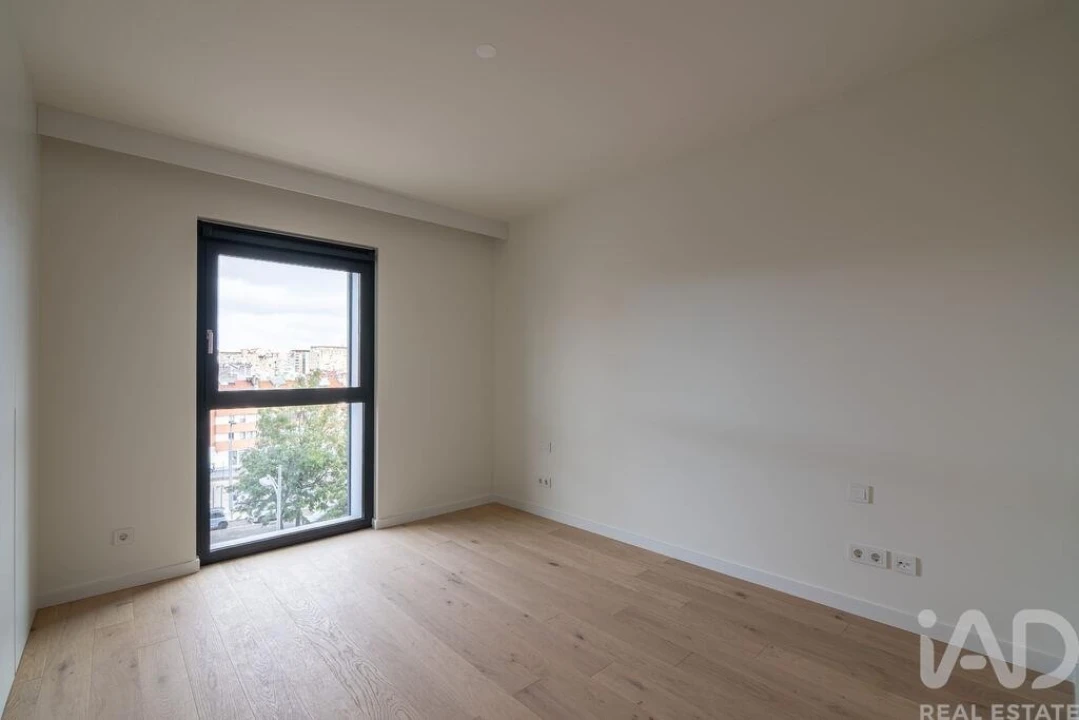 Apartamento T2 para Venda em São Domingos de Benfica Foto 10