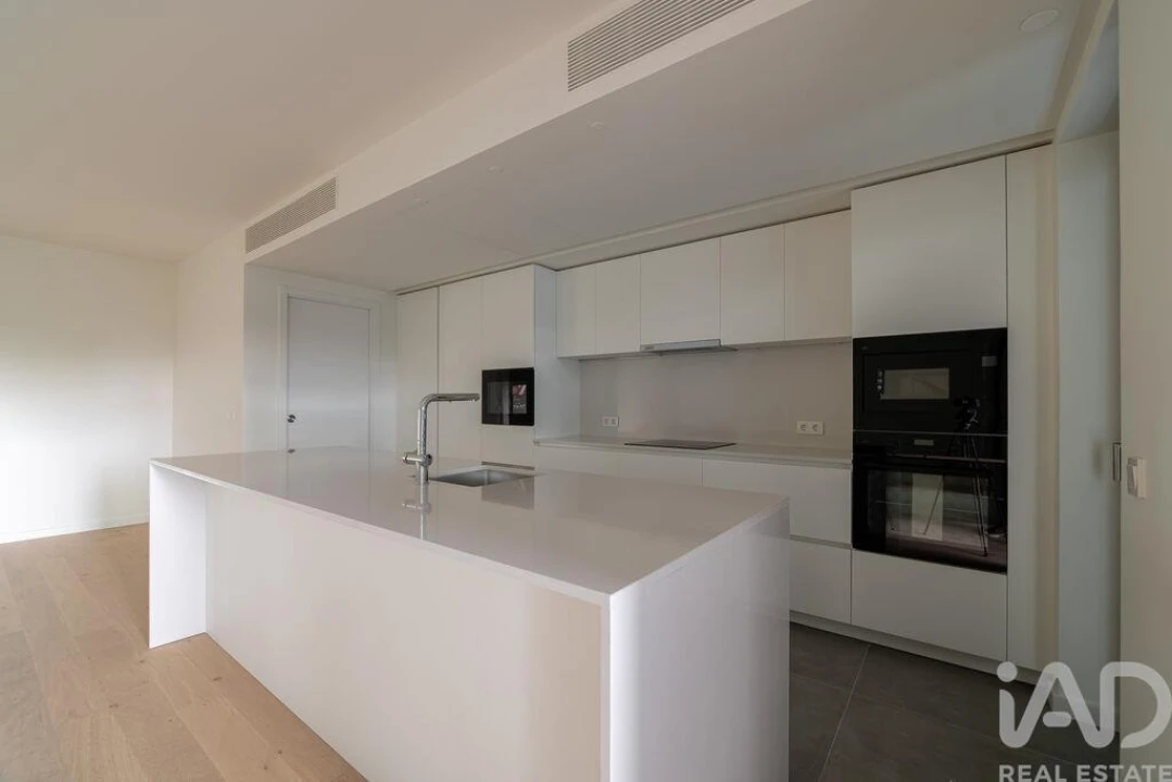 Apartamento T2 para Venda em São Domingos de Benfica Foto 6