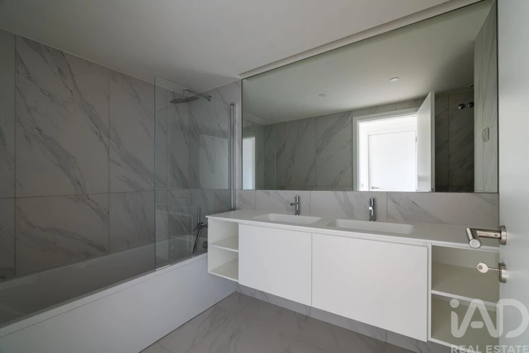 Apartamento T2 para Venda em São Domingos de Benfica Foto 13