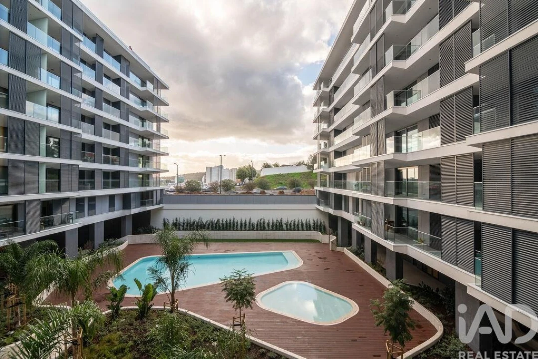 Apartamento T2 para Venda em São Domingos de Benfica Foto 1