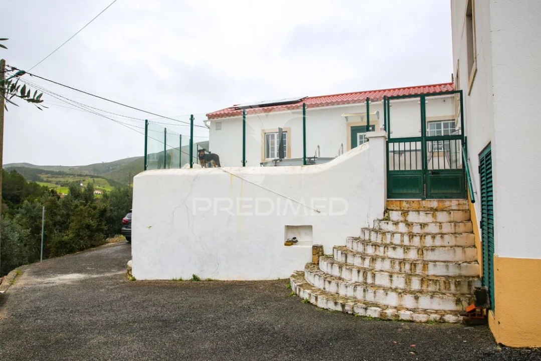 Moradia T3 para Venda em Abrigada e Cabanas de Torres Foto 6