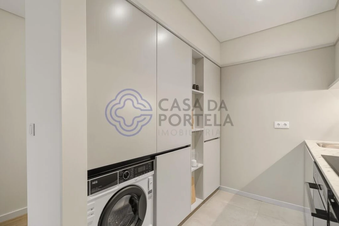 Apartamento T1 para Venda em Cedofeita, Santo Ildefonso, Sé, Miragaia, São Nicolau e Vitória Foto 7