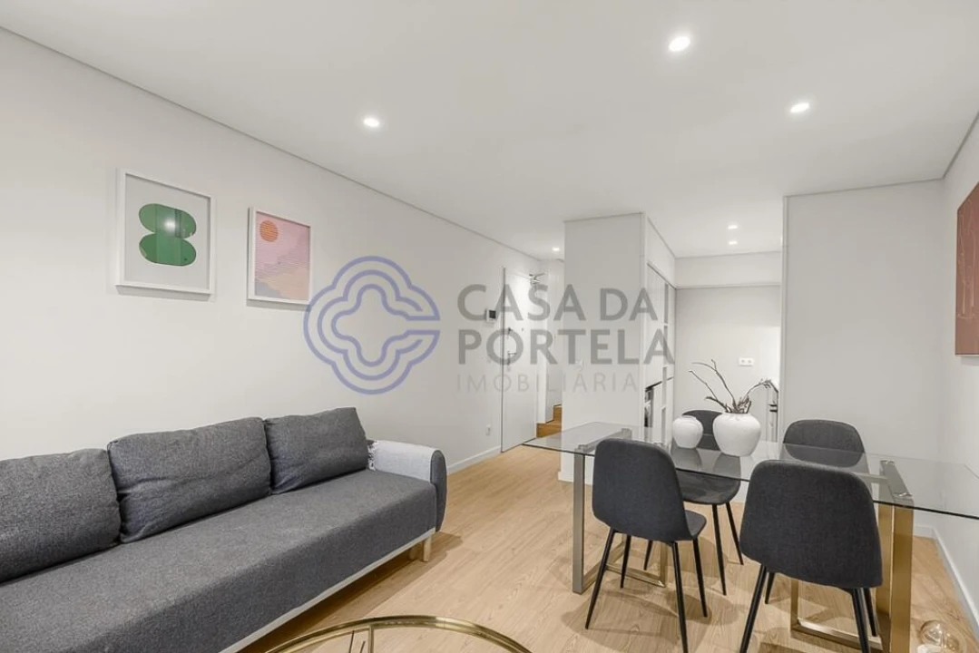 Apartamento T1 para Venda em Cedofeita, Santo Ildefonso, Sé, Miragaia, São Nicolau e Vitória Foto 4
