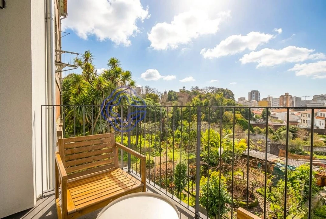 Apartamento T1 para Venda em Cedofeita, Santo Ildefonso, Sé, Miragaia, São Nicolau e Vitória Foto 2