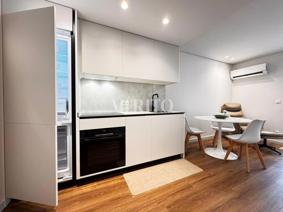 Apartamento para Venda em Urgezes Foto 17