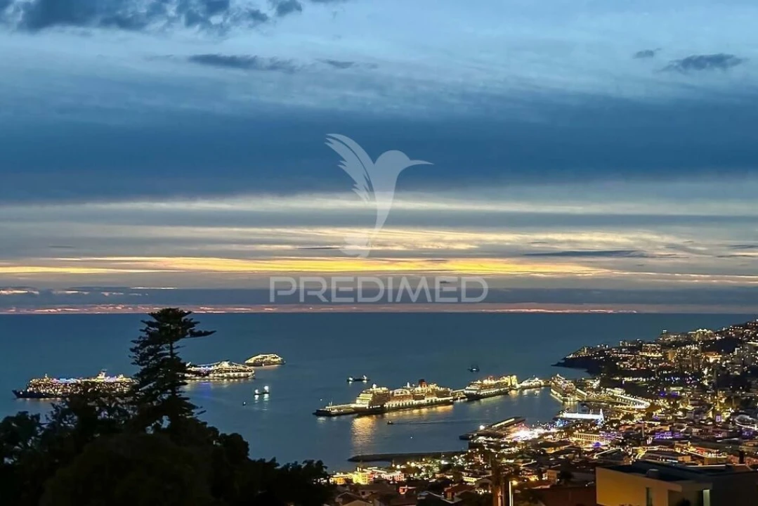 Moradia T4 para Venda em Funchal (São Pedro) Foto 4