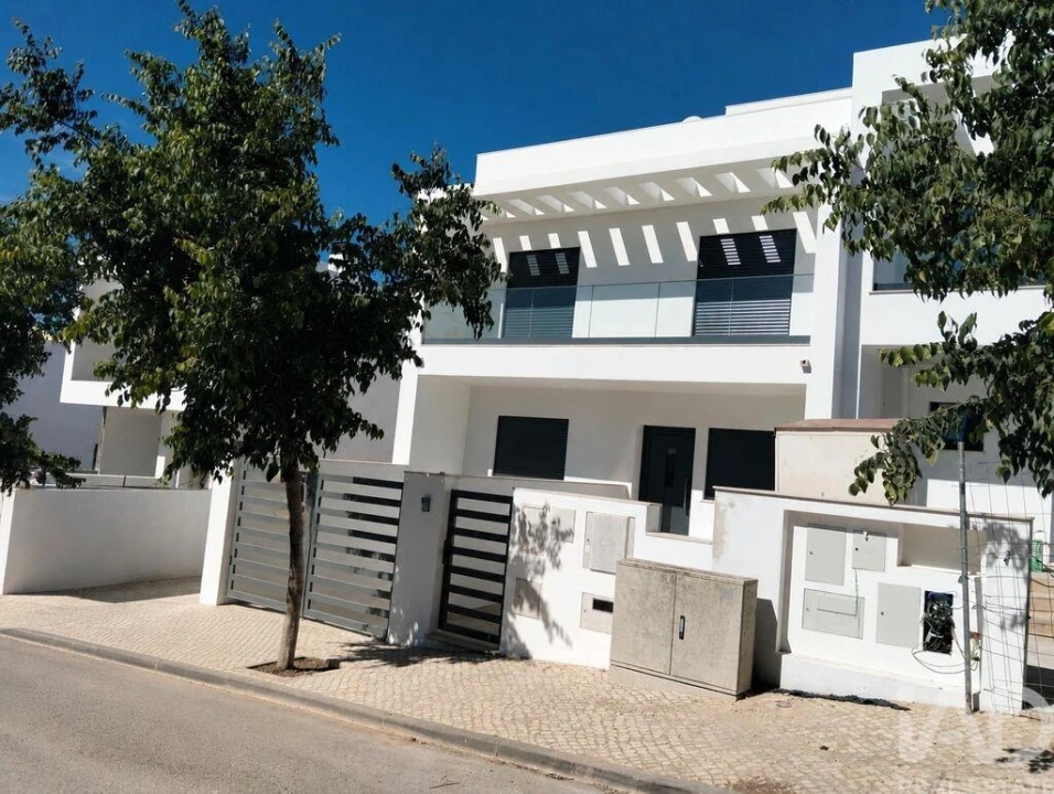 Moradia T3 para Venda em Tavira (Santa Maria e Santiago) Foto 1