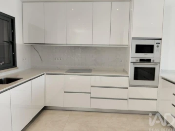 Moradia T3 para Venda em Tavira (Santa Maria e Santiago)