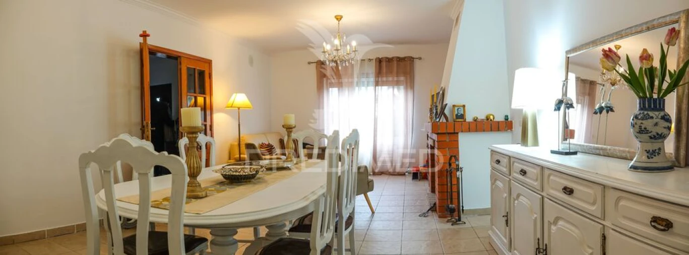 Moradia T4 para Venda em Abrantes (São Vicente e São João) e Alferrarede Foto 11