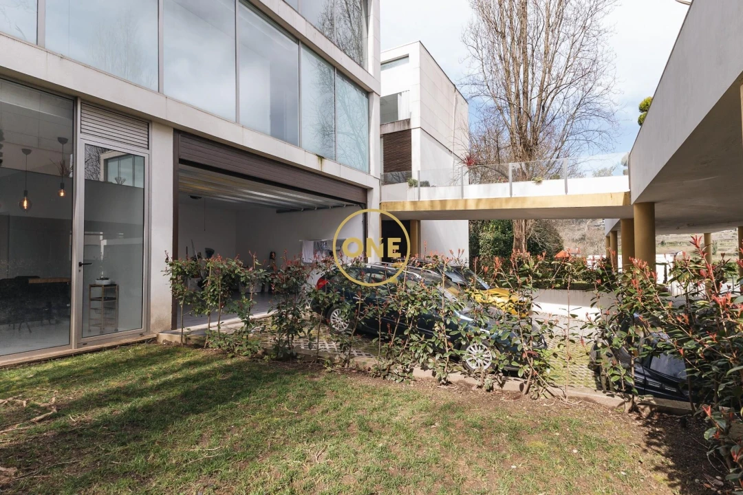 Moradia T3 para Venda em Joane Foto 6