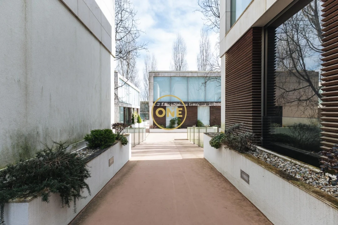 Moradia T3 para Venda em Joane Foto 8