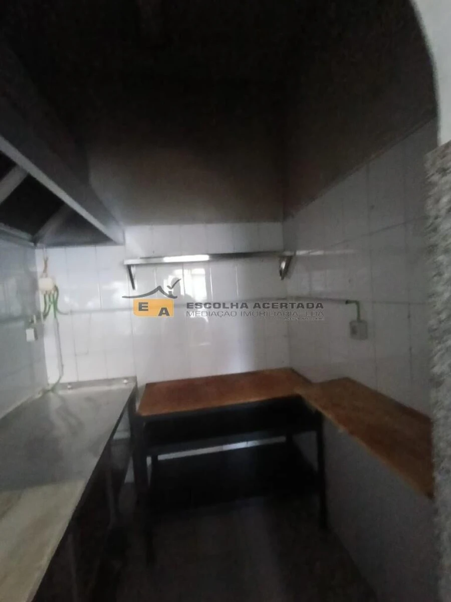 Loja para Arrendamento em Cidade da Maia Foto 8