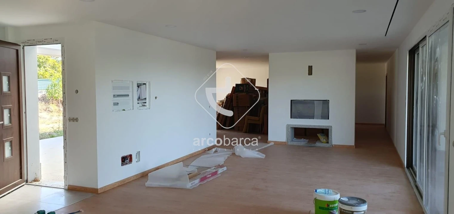 Moradia T3 para Venda em Monte Redondo Foto 26