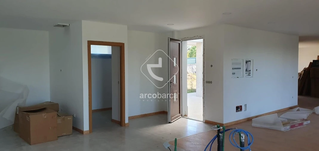 Moradia T3 para Venda em Monte Redondo Foto 21