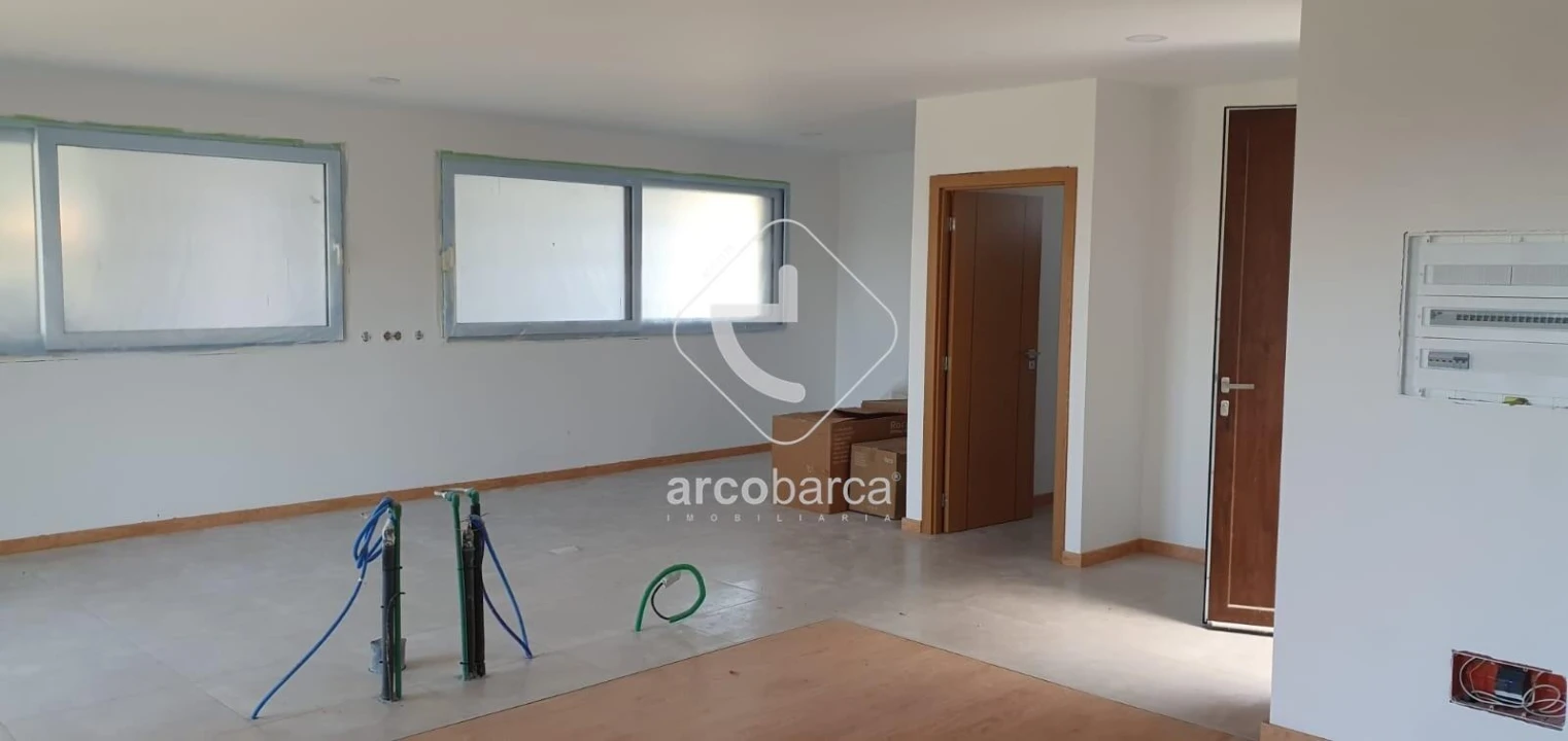 Moradia T3 para Venda em Monte Redondo Foto 20