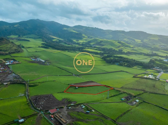 Terreno para Venda em Ribeira Grande (Conceição) Foto 4