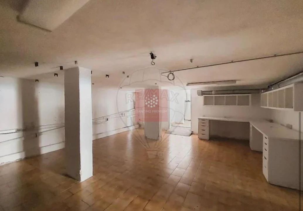 Loja para Venda em Loures Foto 6