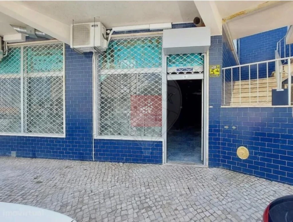 Loja para Venda em Loures Foto 1