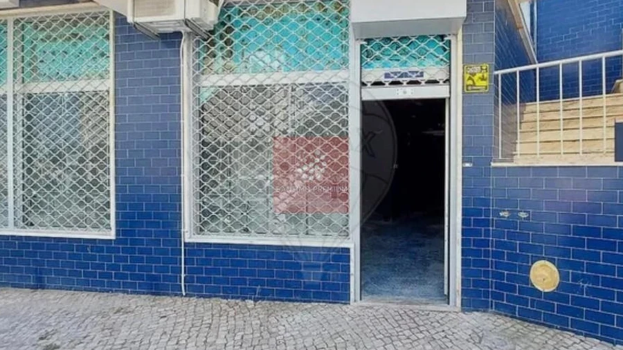 Loja para Venda em Loures