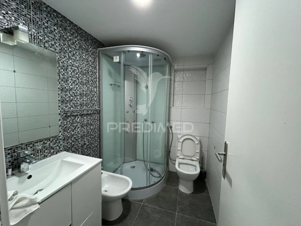 Moradia T4 para Venda em Ílhavo (São Salvador) Foto 6