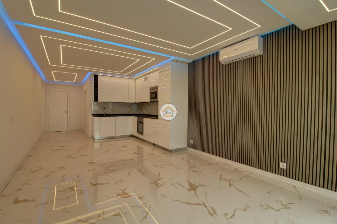 Apartamento T2 para Venda em Quarteira Foto 26