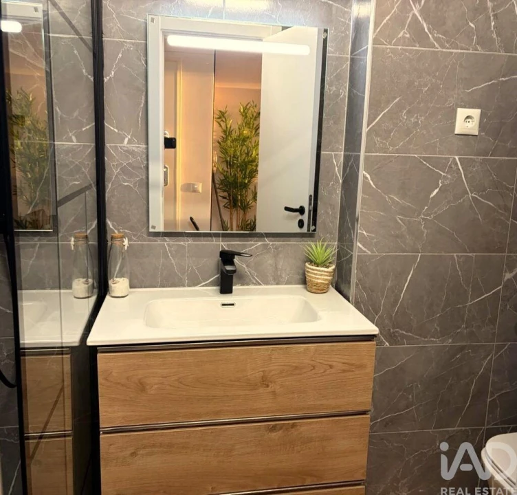 Apartamento T1 para Arrendamento em Costa da Caparica Foto 6