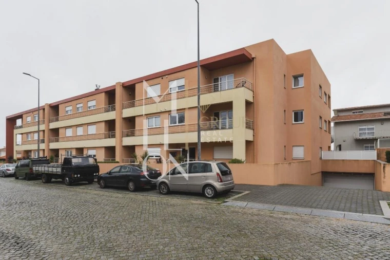 Apartamento T2 para Venda em Canidelo Foto 20
