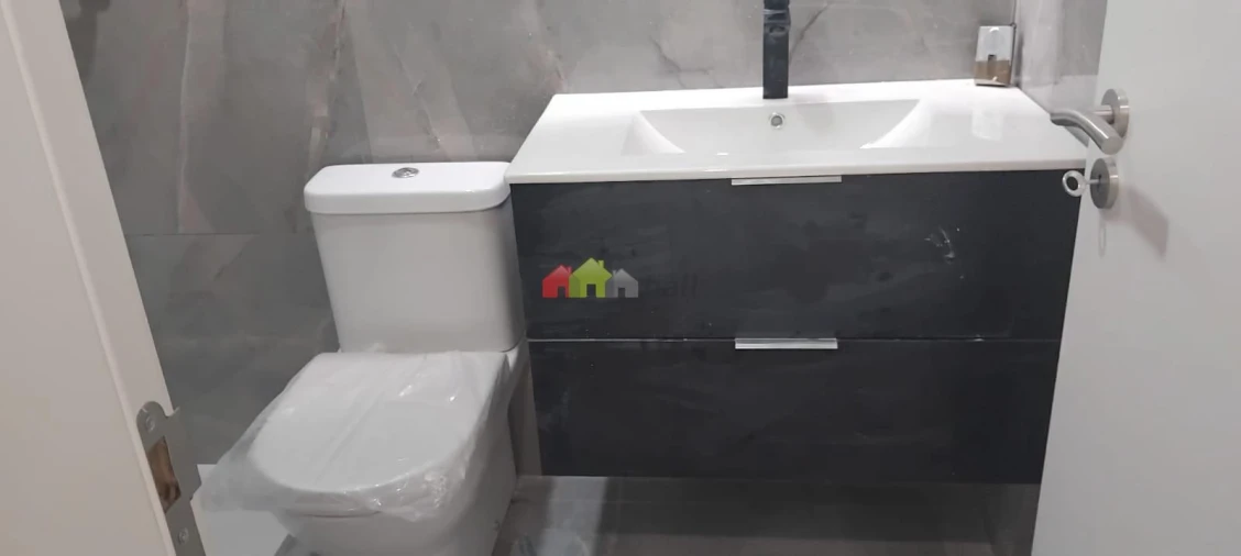 Apartamento T2 para Venda em Barreiro e Lavradio Foto 8