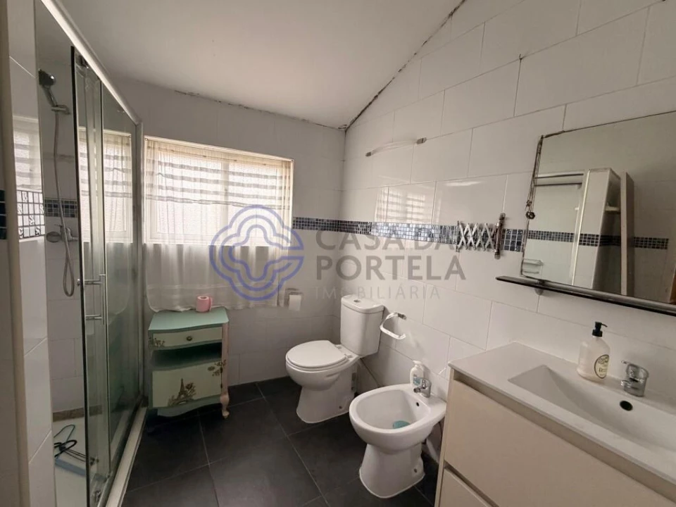 Moradia T3 para Venda em Santa Marinha e São Pedro da Afurada Foto 7