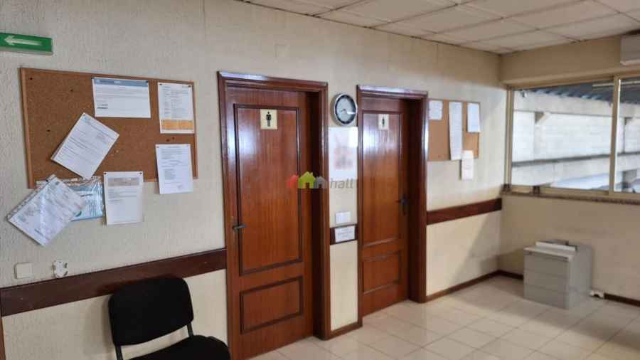 Armazém para Venda em Alhos Vedros Foto 5