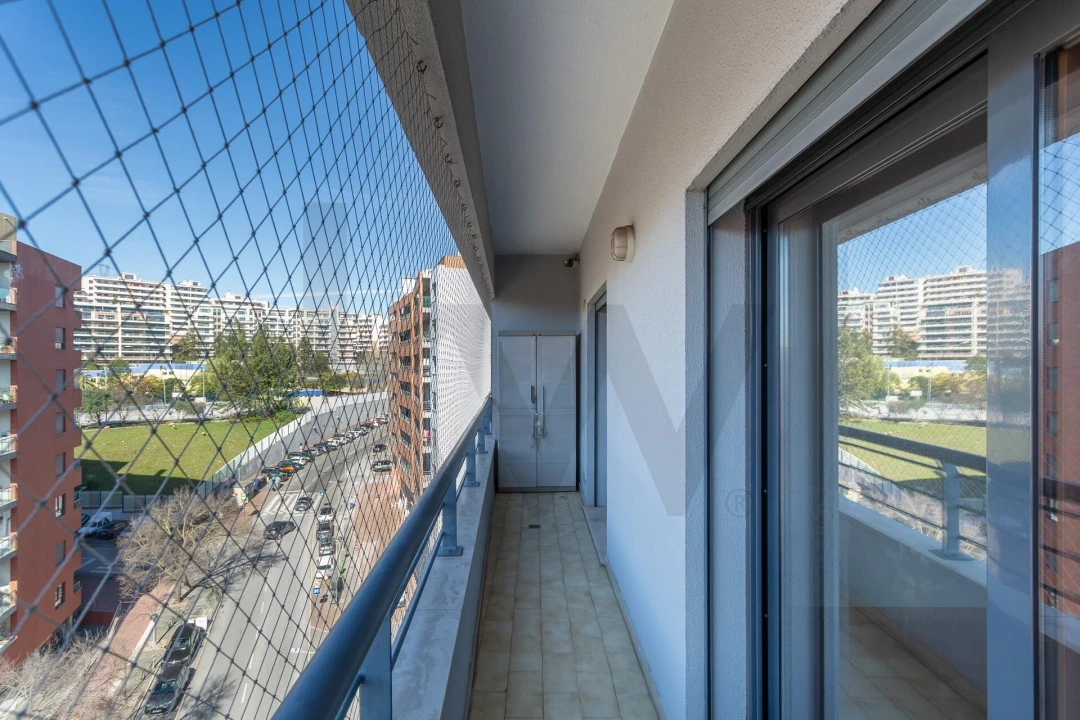 Apartamento T2 para Arrendamento em Odivelas Foto 14