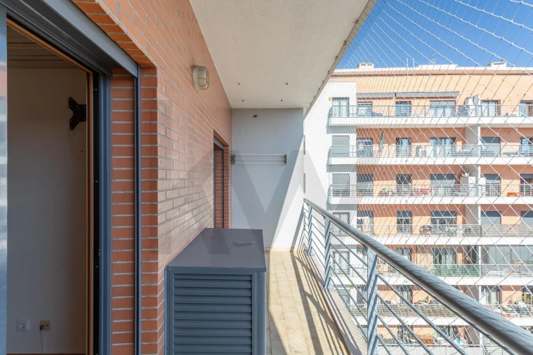 Apartamento T2 para Arrendamento em Odivelas Foto 34