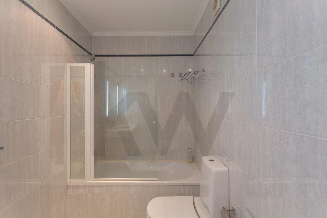 Apartamento T2 para Arrendamento em Odivelas Foto 24